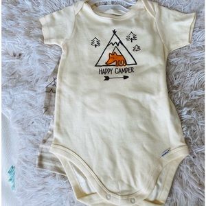 New Carters Boy baby onesies with shorts